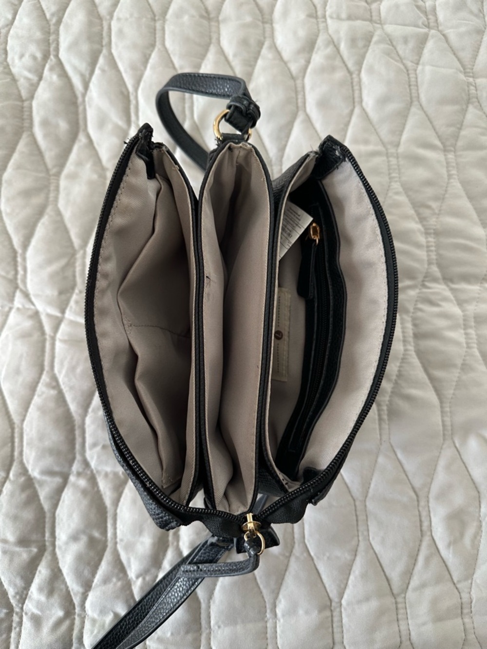 Seven Days Vegan Leather Black Crossbody Bag - Minimalist Shoulder Purse - Picture 8 of 11
